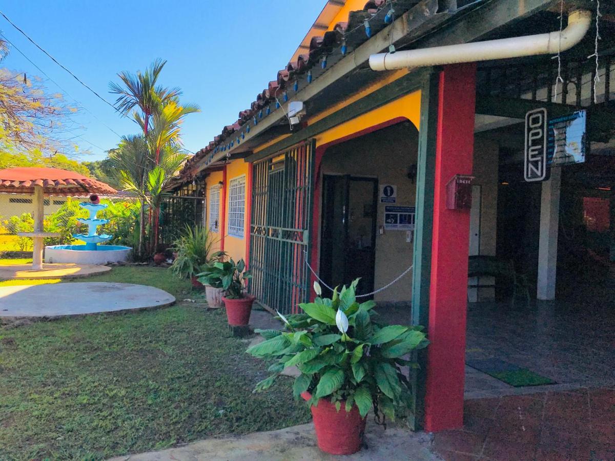 Black Lion Inn Santiago Dış mekan fotoğraf