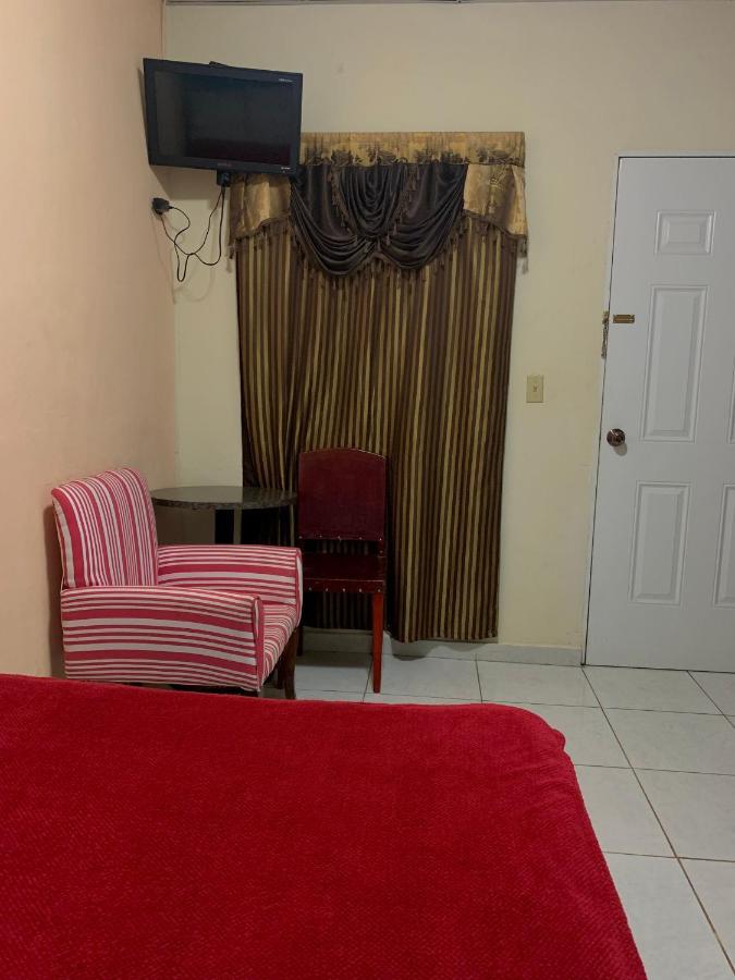 Black Lion Inn Santiago Dış mekan fotoğraf